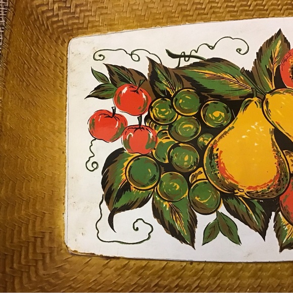 Vintage Japanese lacquered serving tray with faux rattan edges and fruit design - Picture 2 of 7